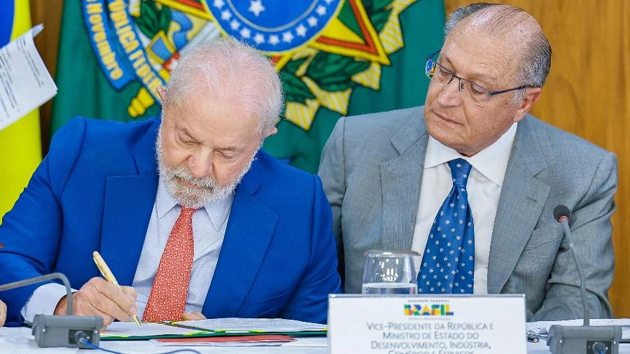 Alckmin e empresários buscam acordos com México após tarifaço de Trump Jamil Chade
