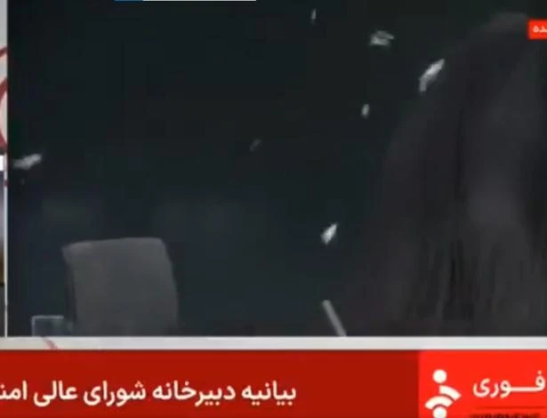 Emissora estatal iraniana é bombardeada ao vivo por Israel, diz o canal de Teerã