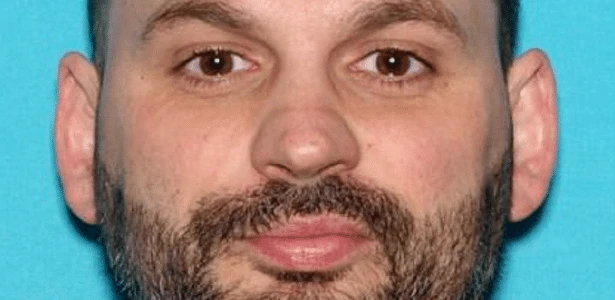 Ex-funcionário é preso por suspeita de colocar lâminas de barbear em pizza