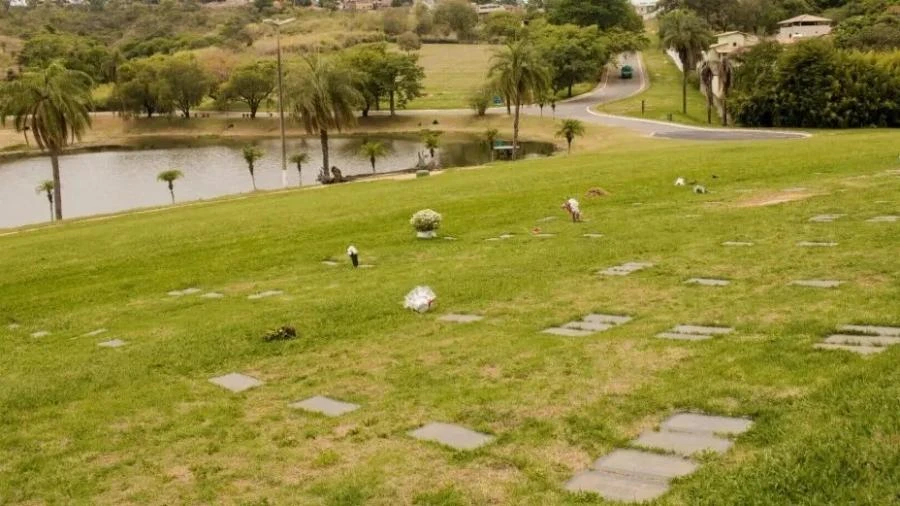Filho descobre que pai foi cremado por engano em BH no ano passado