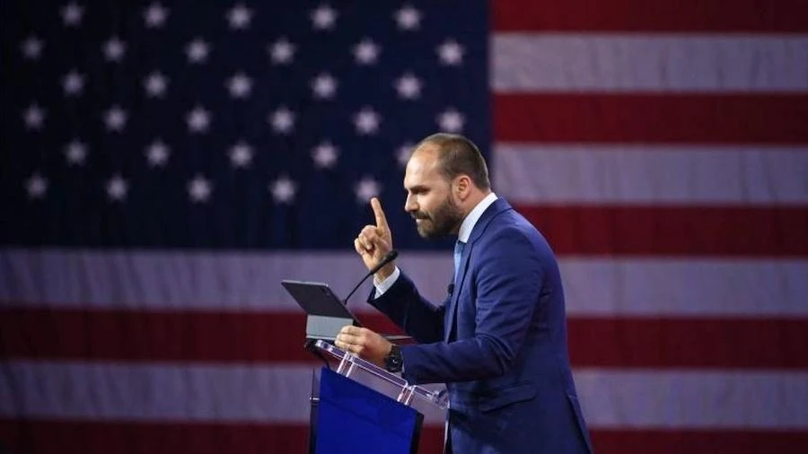 Governador patriota é o que pede cassação de Eduardo Bolsonaro. Temos? Leonardo Sakamoto