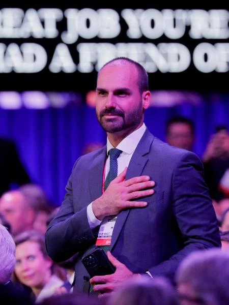 Debate sobre segurança isola Eduardo Bolsonaro no xadrez de 2026 Letícia Casado - Colunista e Felipe Pereira