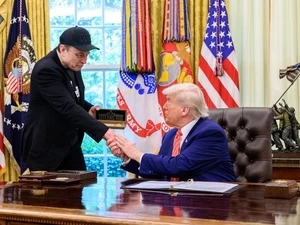 Sanches: Musk perdeu para Trump em todas as batalhas e saiu atirando