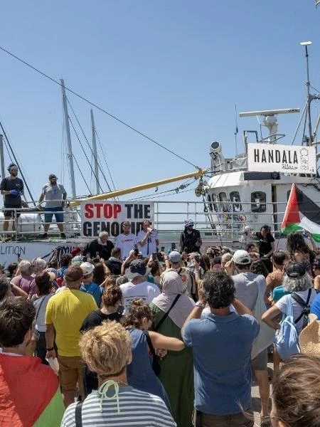 Israel diz que flotilha humanitária para Gaza será barrada em bloqueio naval