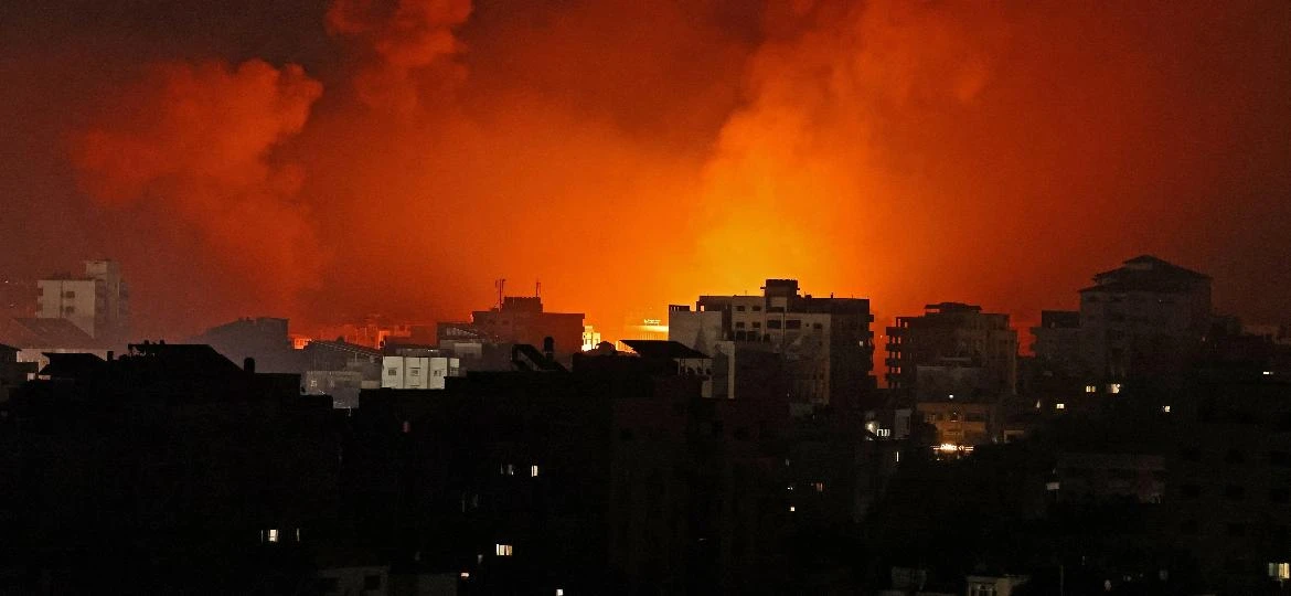 Israel lança ataques aéreos em Gaza