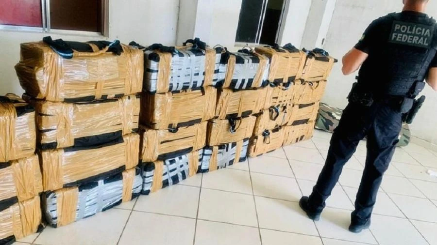 Azeite, peixe e flor: os códigos de um grupo do PCC para cocaína e maconha Flávio VM Costa