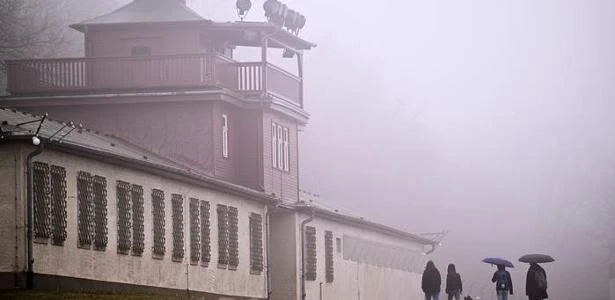 Alemanha lembra Buchenwald em alerta contra extrema direita