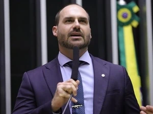 Sakamoto: Ao proteger Eduardo, Câmara vai ser cúmplice de traição ao Brasil