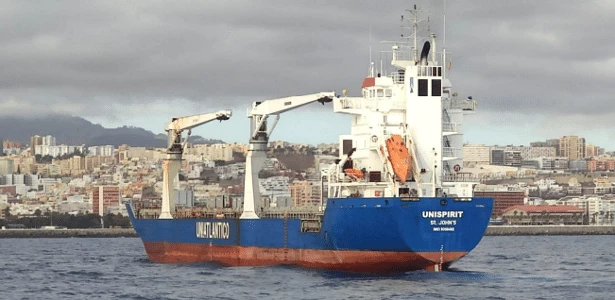 Espanha apreende 1,2 tonelada de cocaína em navio após denúncia do Brasil