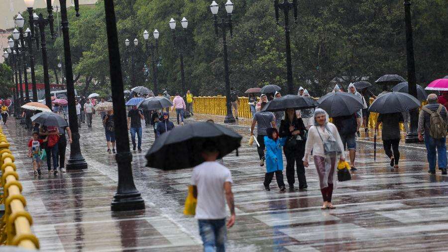 Após temporal em SP, mais de 50 mil imóveis ficam sem energia elétrica