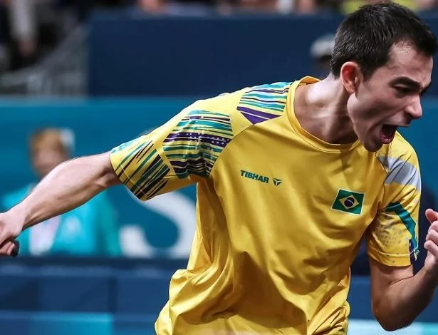 Tênis de mesa: Hugo Calderano vence chinês por 4 sets a 3 e avança para a final do Mundial