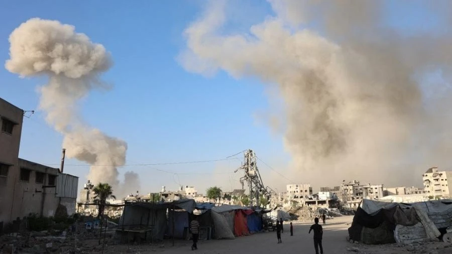 Israel aumenta expansão militar em Gaza, que tem 10 novas mortes por fome