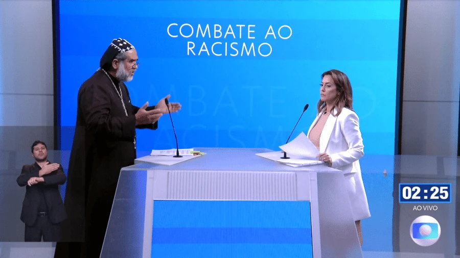 Senadora que deu voz de prisão ganhou fama em debate com 'candidato padre'