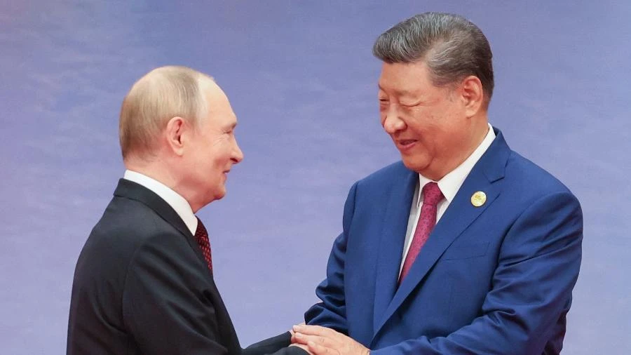 Rússia e China anunciam novo gasoduto para reduzir dependência dos EUA