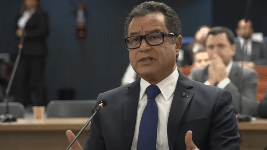 Sakamoto: Almirante do golpe sugere que militares mentiram. Acareação já!