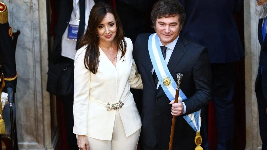 Crise entre Milei e vice pode fortalecer extrema direta na Argentina Coluna de Amanda Cotrim
