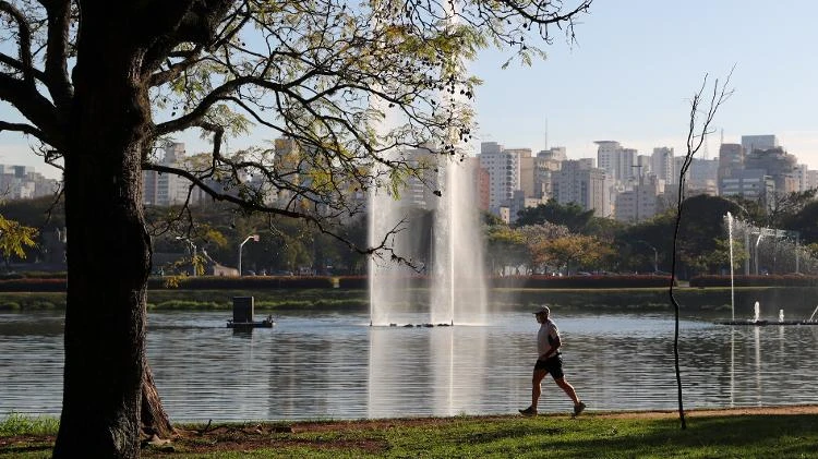 Parque Ibirapuera fecha as quadras e muda valor do estacionamento