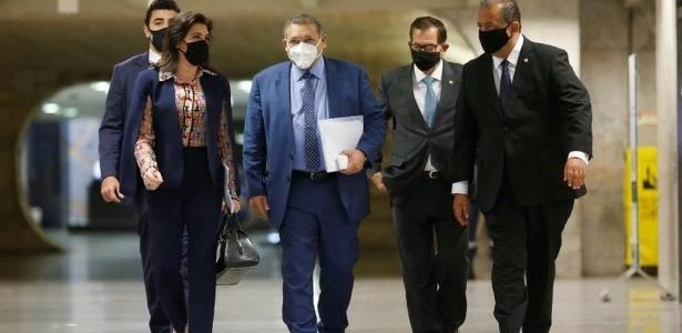 Kassio Nunes aprovado no STF: qual será seu papel em casos contra Bolsonaro, Flávio e Lula?