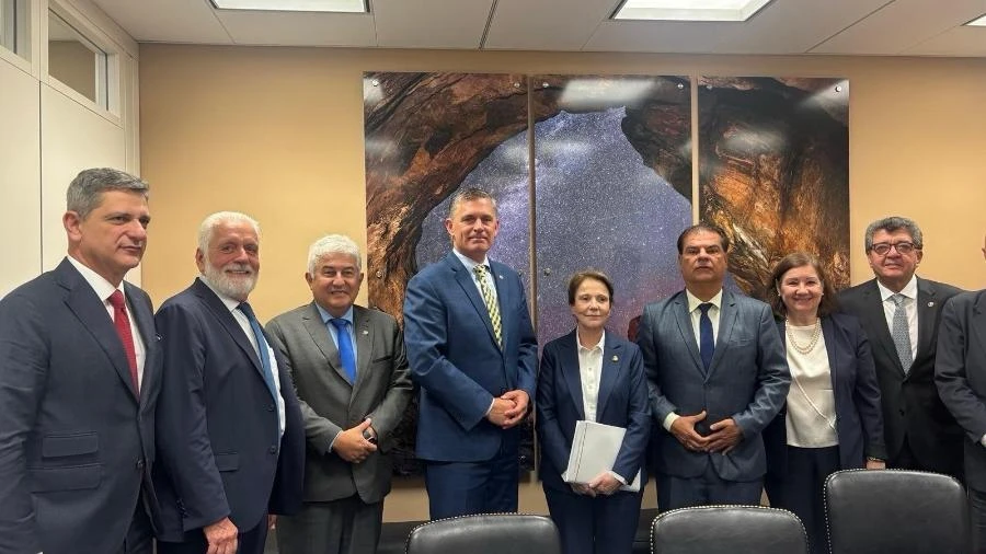 Sem solução para tarifaço, senador nos EUA alerta: 'Há crise pior por vir' Mariana Sanches