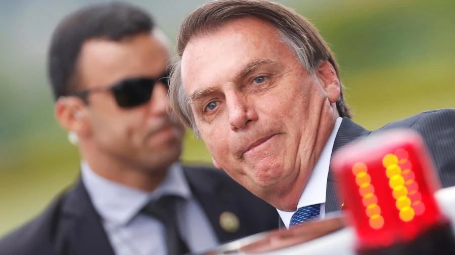 PF teme que Bolsonaro fuja no porta-malas de um veículo ou fantasiado Leonardo Sakamoto
