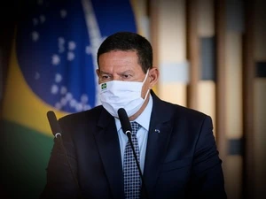 Mourão minimiza os riscos do caso Covaxin para Bolsonaro