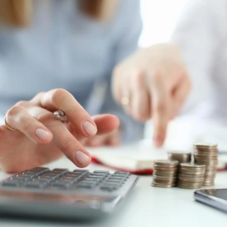 Investir em 'caixinha', 'porquinho' ou 'cofrinho' é seguro e vale a pena? Sílvio Crespo