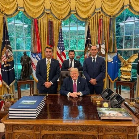Faria Lima apoiará Flávio Bolsonaro se Trump atacar bancos a pedido dele? Leonardo Sakamoto