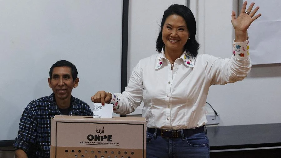 Keiko Fujimori diz que seu governo terá composição 'ampla, aberta e plural'