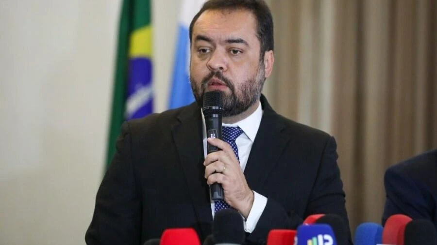 Castro defende ação na prisão de MC Poze, ataca Lula e aconselha Tarcísio