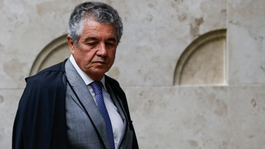 STF não quer que Bolsonaro anuncie substituto com Marco Aurélio na cadeira