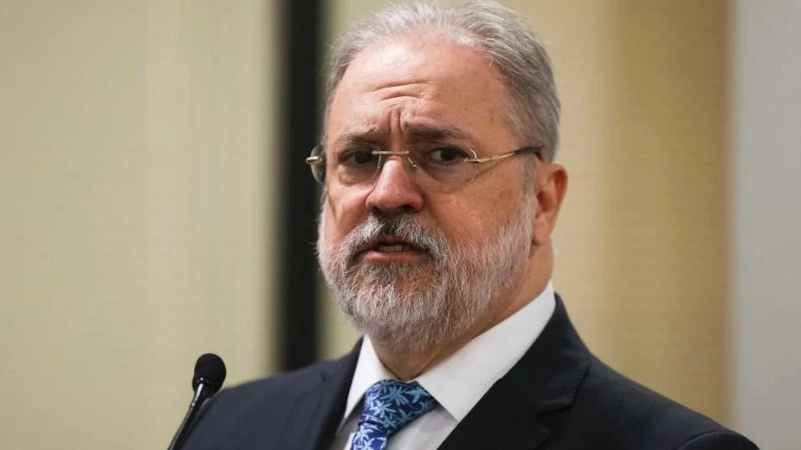 Josias: No caso de Cid, Aras passou de engavetador a compartilhador-geral