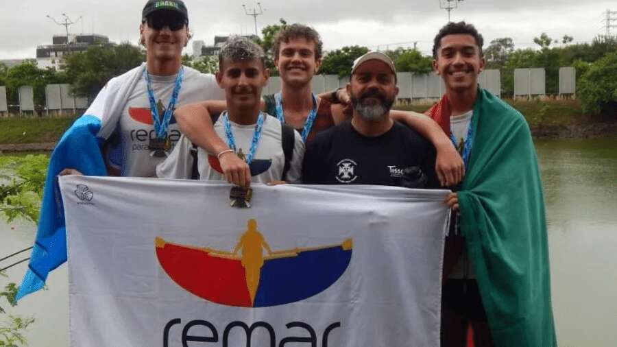 Equipe de remo envolvida em acidente no PR postou foto comemorando medalhas