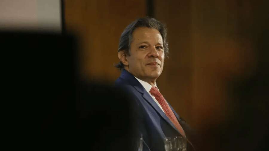 'Ministros estão muito conscientes sobre o corte de gastos', afirma Haddad