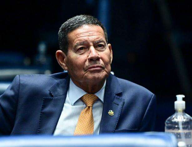 Hamilton Mourão, ex-vice de Bolsonaro, é o mais oposicionista do Senado