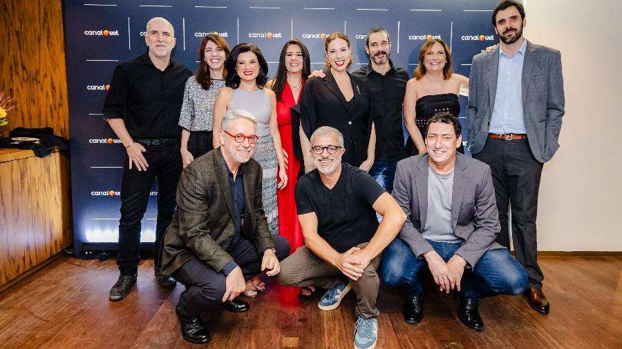 Festa de lançamento do Canal UOL na TV reúne talentos e autoridades