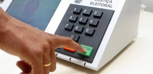 Por 10 a 1, STF aprova divisão igual de tempo e verba em 2020 para negros