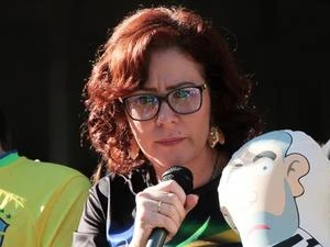 Josias sobre Zambelli pedir pix: 'cada um é livre para fazer papel de bobo'