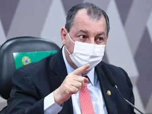 Senador Omar Aziz nega misoginia contra Nise e diz que médica mentiu na CPI