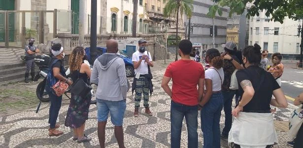 Tour sobre cultura negra em São Paulo é seguido e filmado pela PM por 3 h