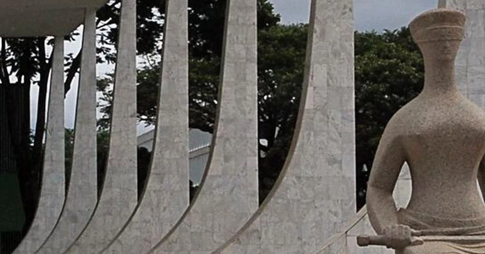 STF suspende convocação de governadores à CPI