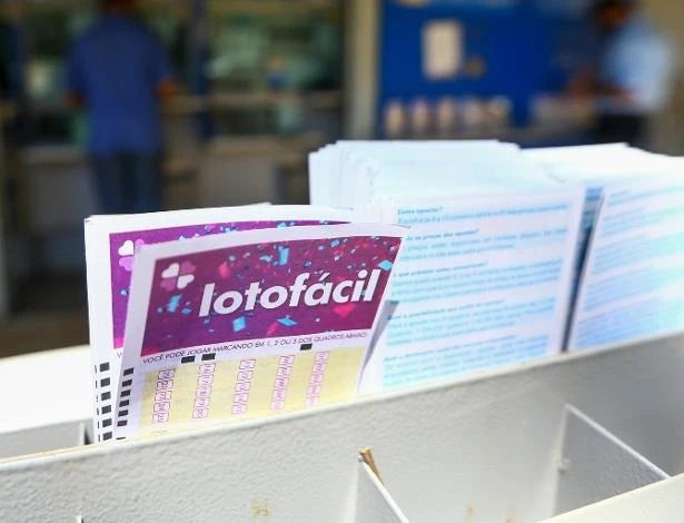 Lotofácil: três apostas acertam todas as dezenas; veja números sorteados nessa terça (27)