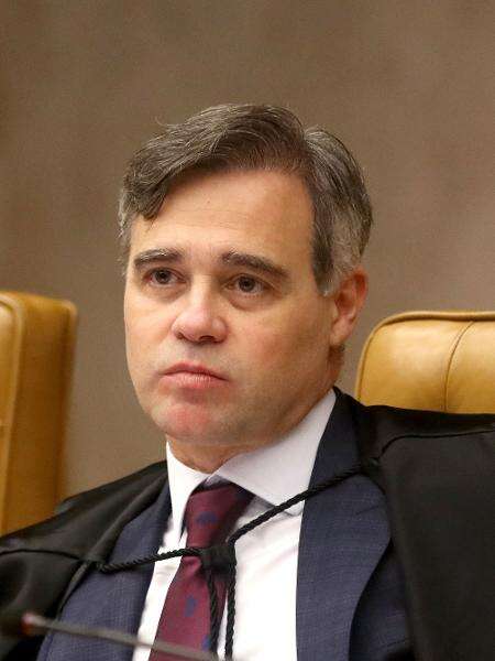 Mendonça diverge de colegas e diz que STF não poderia julgar Jefferson