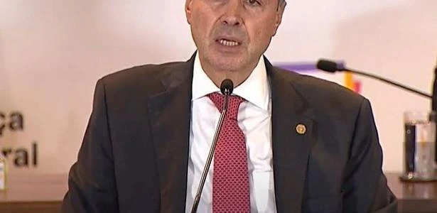 Presidente do TSE defende confiança em sistema eleitoral