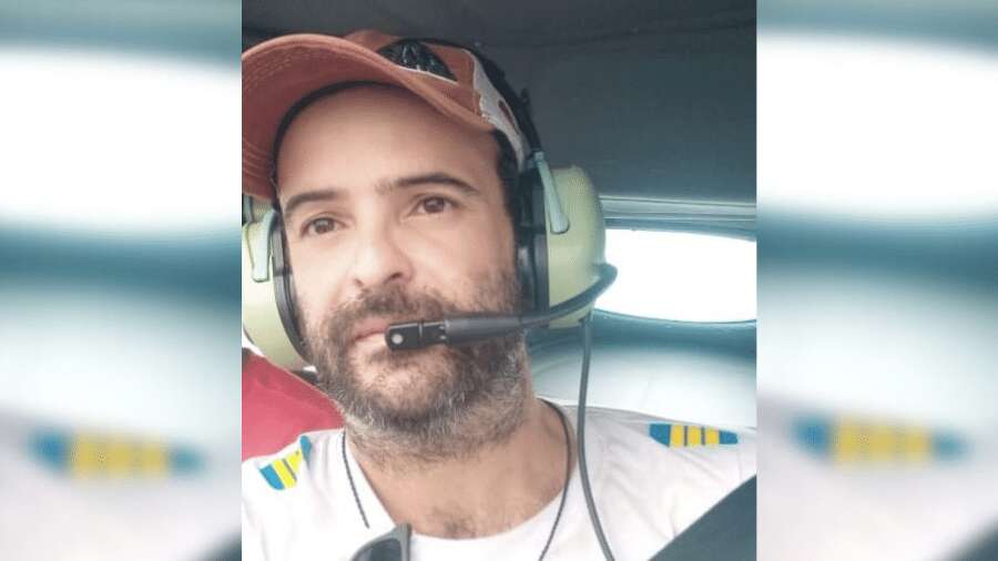 'Estamos no escuro', diz pai de piloto de avião desaparecido há 3 semanas