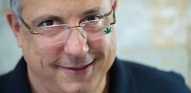 Candidato em MG se diz banido pelo TikTok por defender legalizar maconha