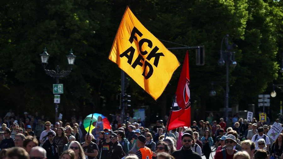 Extrema direita testa Justiça e limites da democracia na Europa