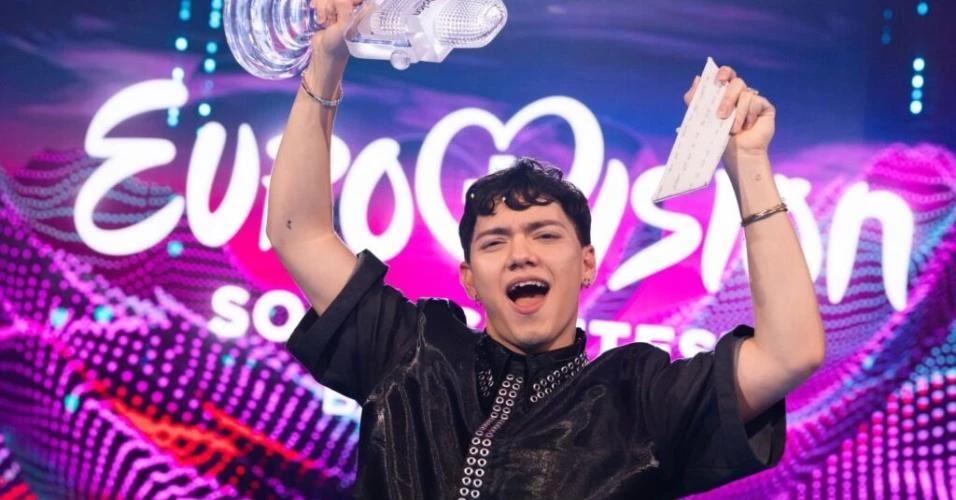 Assista: cantor lírico queer da Áustria vence Eurovision 2025 em final marcada por protestos contra Israel