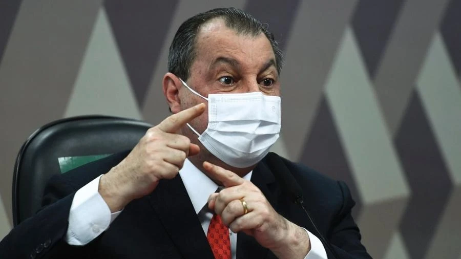 Após violência em Manaus, Aziz pede que Bolsonaro deixe diferenças de lado