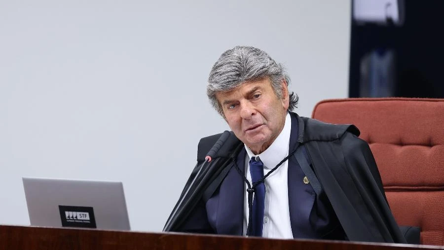 'Quem tem razão não precisa de 12 horas', disse ministro após voto de Fux Daniela Lima