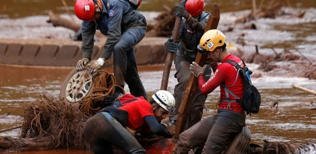 Bolsonaro sanciona lei que proíbe barragens como a de Brumadinho (MG)
